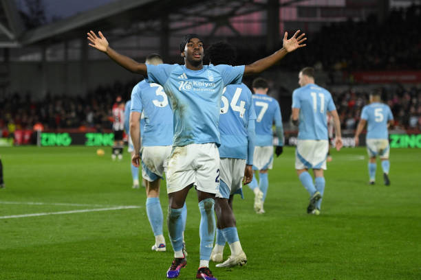 调整和引进 调整和引进